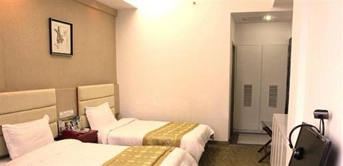 Jiujiang Bonnie Express Business Hotel Esterno foto